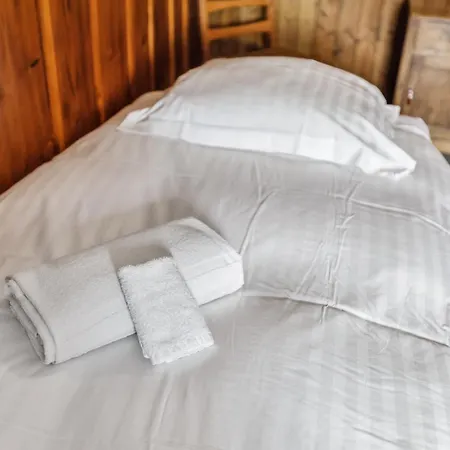 Spacieux Et Pittoresque * 奥瓦伦纳茨