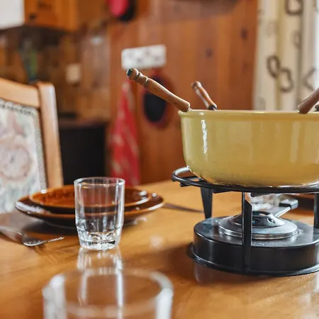 Διαμέρισμα Spacieux Et Pittoresque Ovronnaz